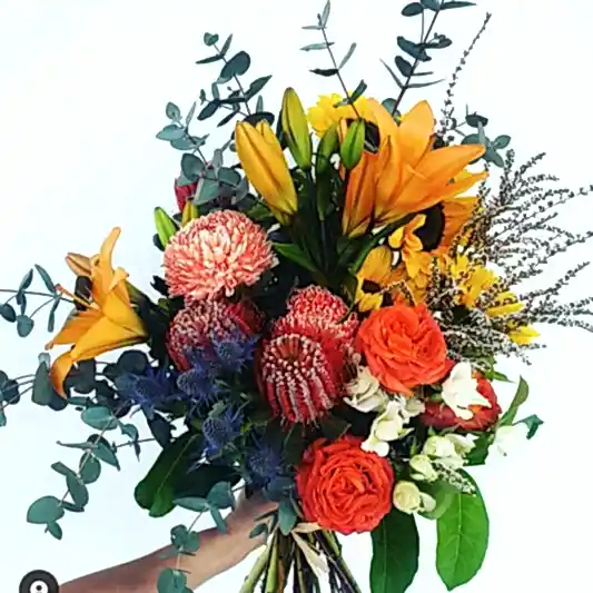 FLORIST CHOICE SEASONAL BOUQUET