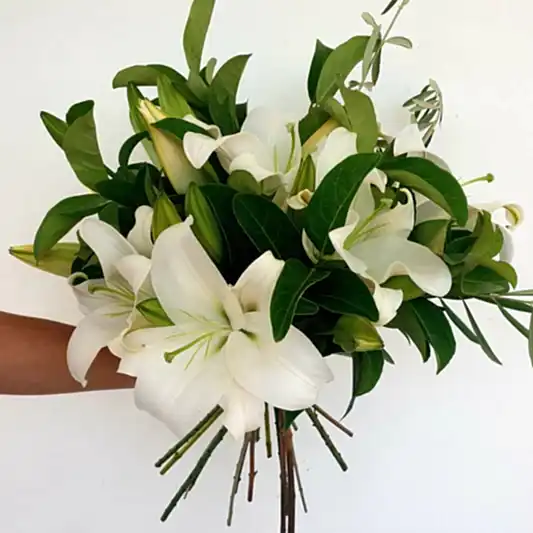 LOVELY LILA BOUQUET