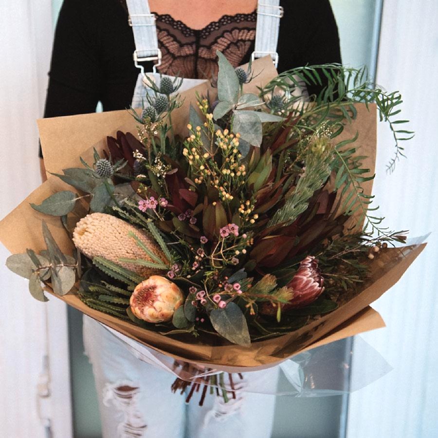 VIBRANT VERON NATIVE BOUQUET