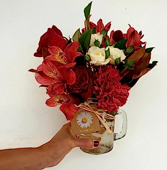 LOVERS FLOWER JAR