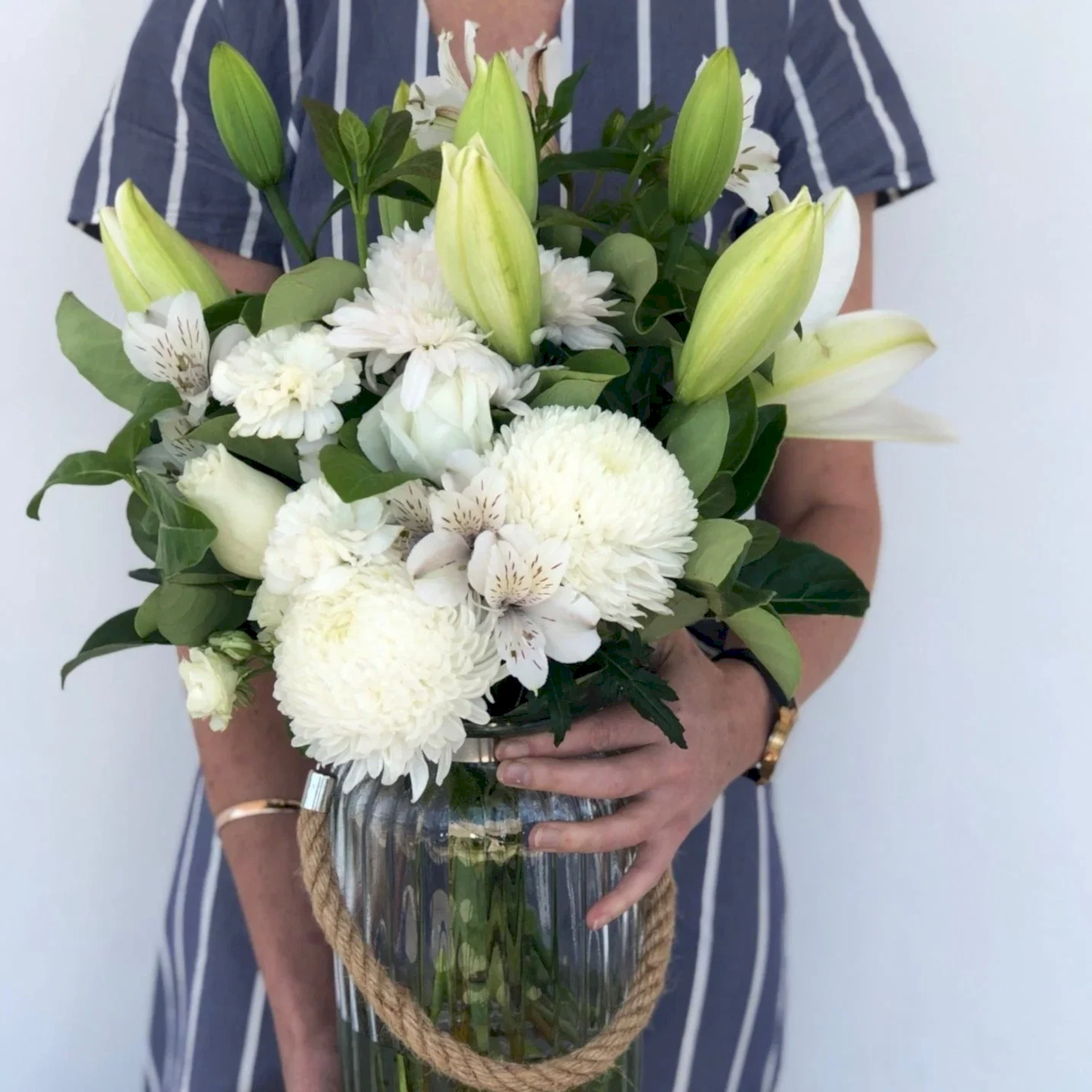 ANGELIC ANJEA White & Green Bouquet